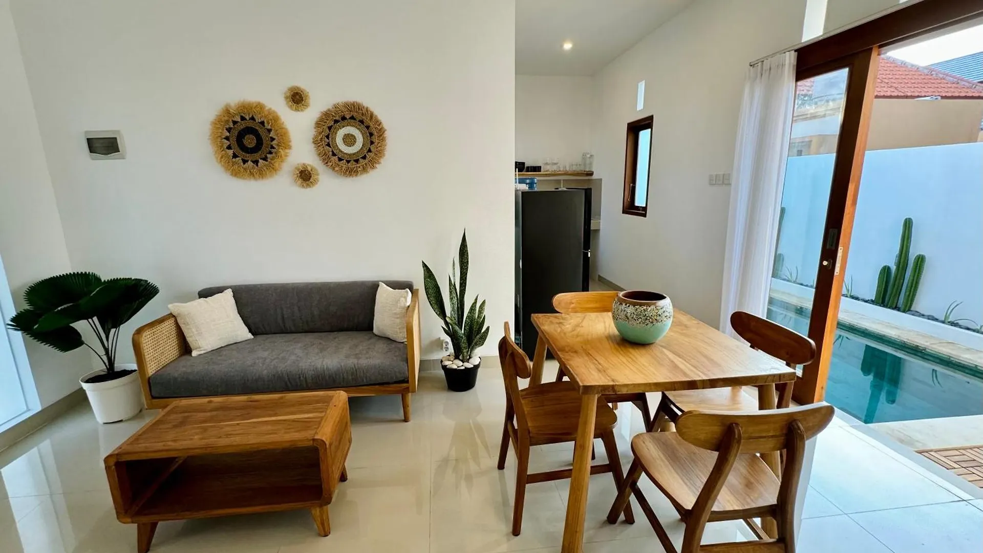 Lily House Cozy 2 Bedrooms Villa With Pool In Bukit ウンガサン